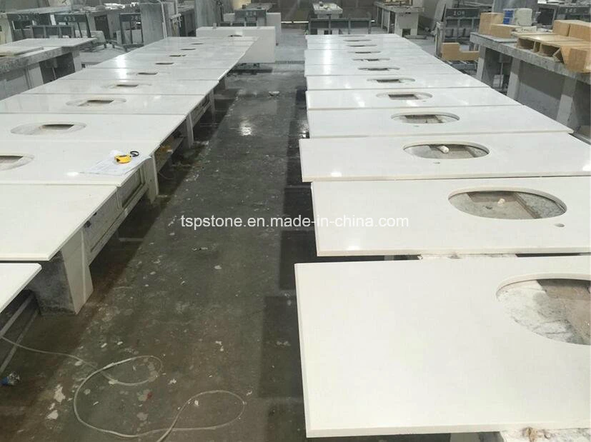 Carrara White Engineered Quartz Stone Slab for Wholesales